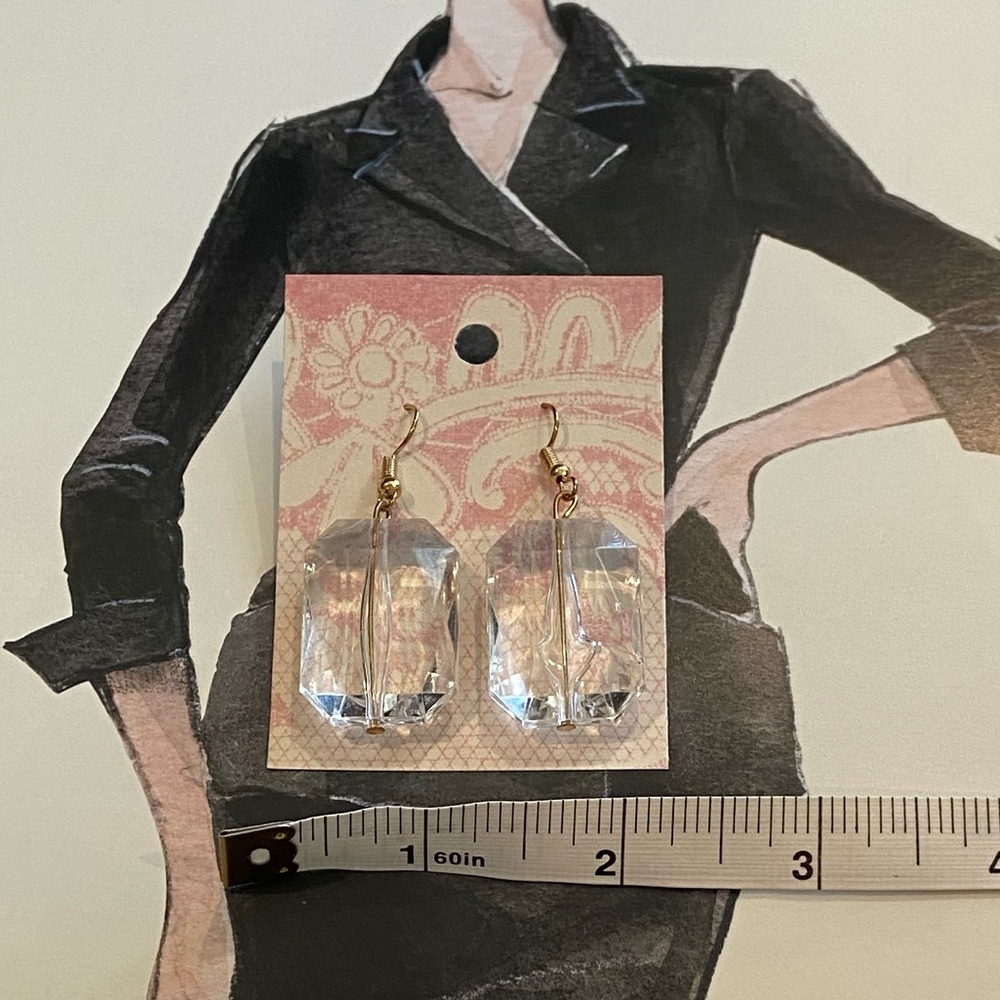 💖 5/$25 | New Bold and Beautiful Clear Gem Gold Dangle Earrings - Picture 6 of 6